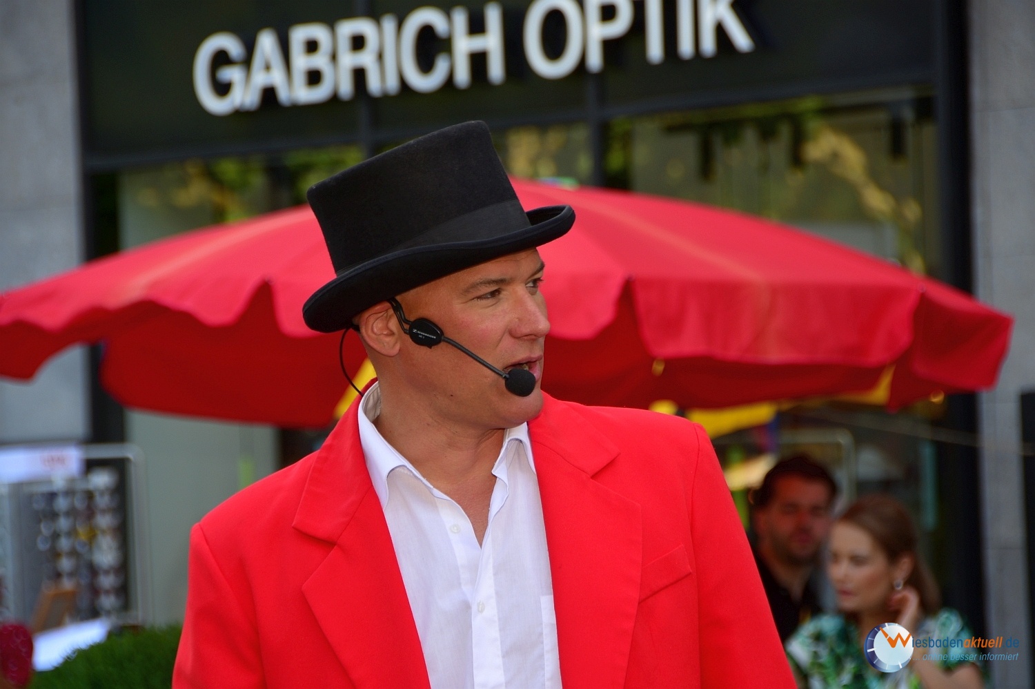 Moderation und Ansage